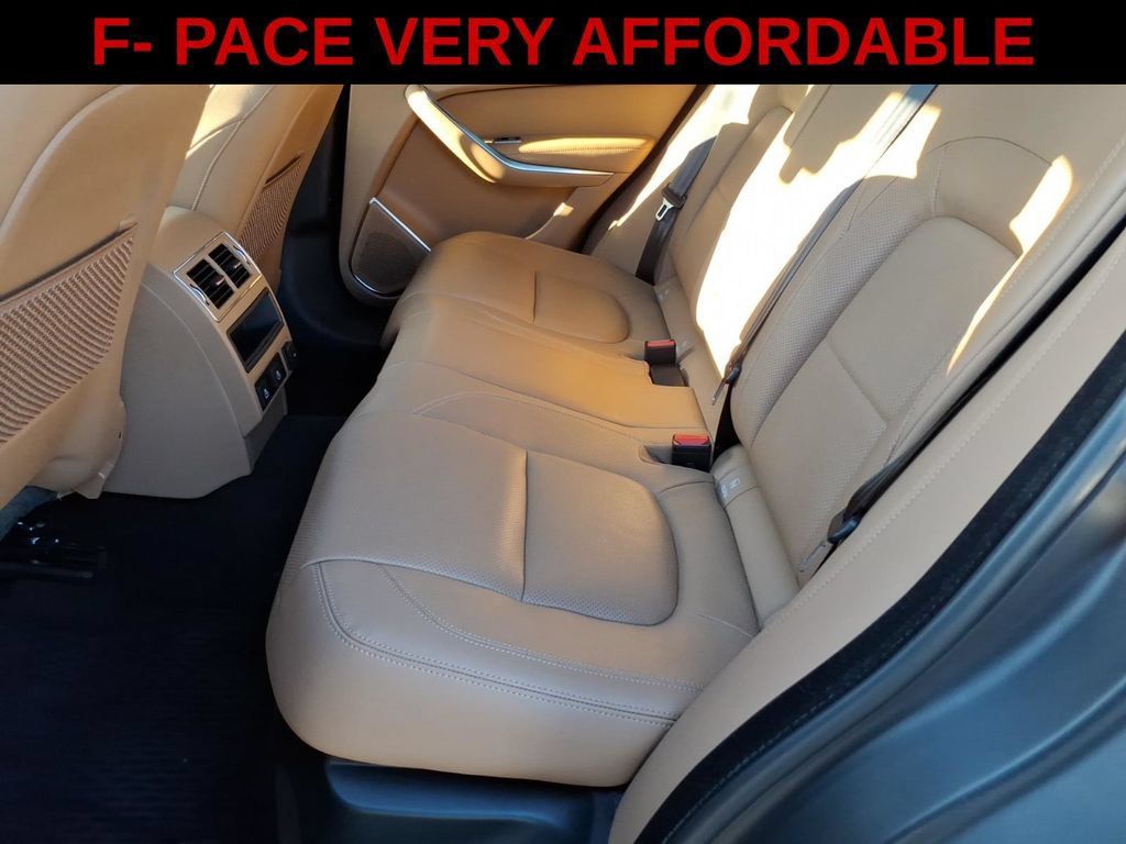 Used 2021 Jaguar F-PACE S AWD/4WD image 9