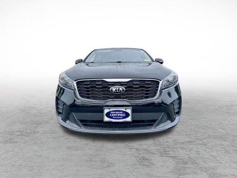 Used 2019 Kia Sorento AWD V6 image 2
