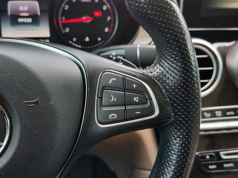 Certified 2018 Mercedes-Benz GLC 300 4MATIC image 23