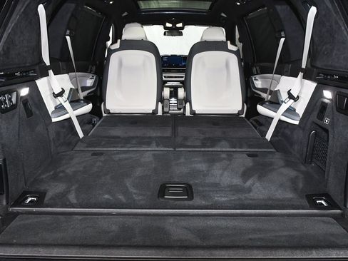 Used 2023 BMW X7 xDrive40i w/ Executive Package AWD/4WD image 89