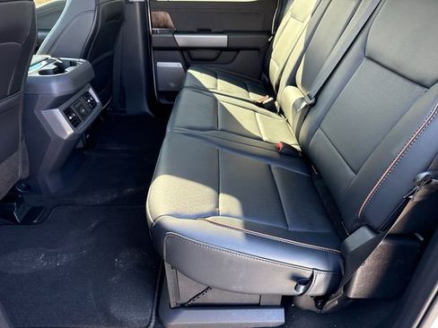 New 2026 Ford F250 Lariat w/ Lariat Premium Package AWD/4WD image 16