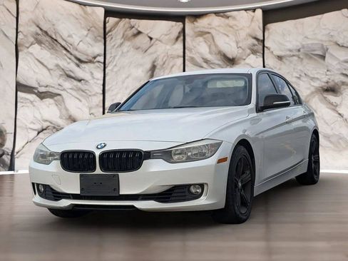 Used 2012 BMW 328i Sedan RWD image 2