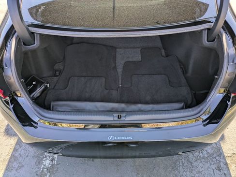 Used 2015 Lexus RC 350 w/ F Sport w/Summer Tires image 6