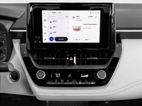 New 2025 Toyota Corolla SE image 7