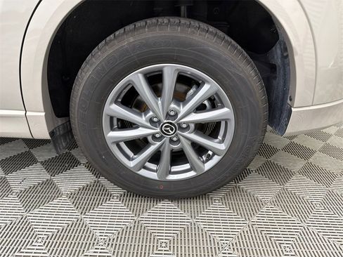 Used 2025 MAZDA CX-5 AWD 2.5 S w/ Preferred Package image 21