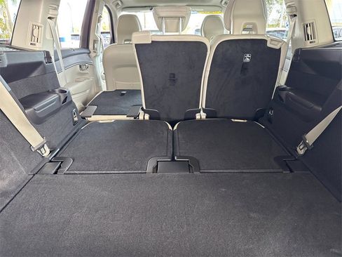 New 2026 Volvo XC90 T8 Ultra image 15