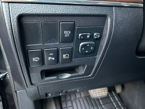 Used 2016 Toyota Land Cruiser 4WD image 15