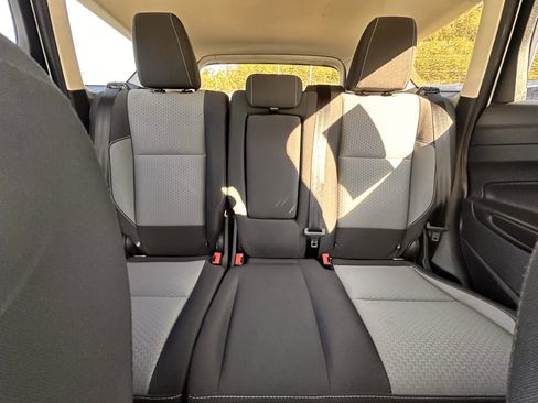 Used 2019 Ford Escape SE image 19