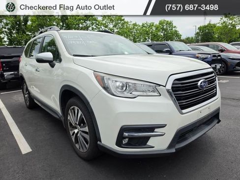 Used 2019 Subaru Ascent Touring AWD/4WD image 3