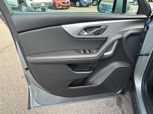 Used 2025 Chevrolet Blazer LT FWD image 14