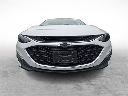 Used 2020 Chevrolet Malibu RS image 2