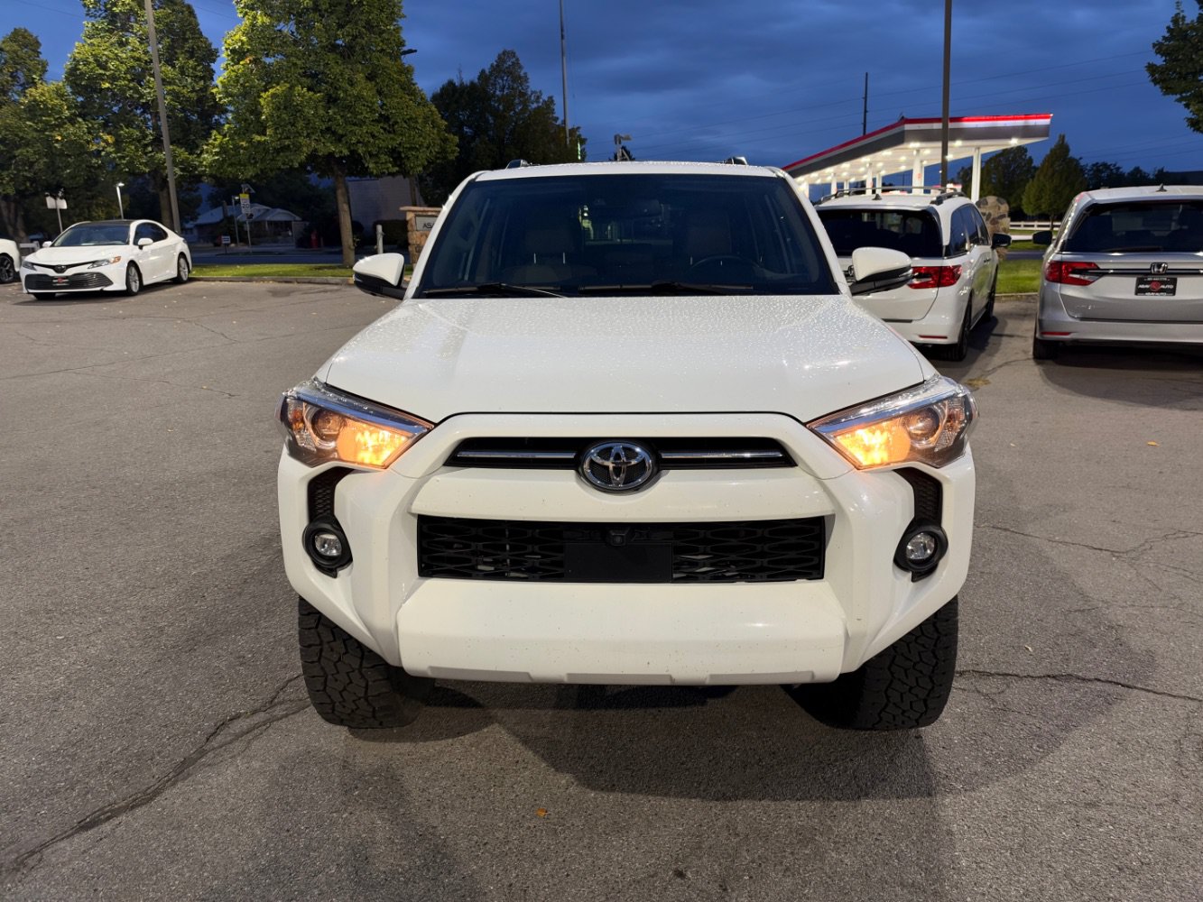 Used 2023 Toyota 4Runner SR5 Premium w/ SR5 Premium Package AWD/4WD image 8