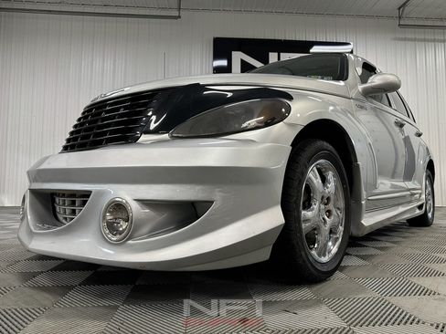 Used 2001 Chrysler PT Cruiser FWD image 12