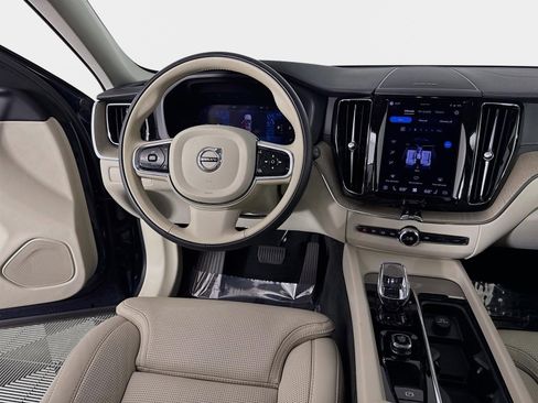 Used 2023 Volvo XC60 B5 Ultimate w/ Protection Package Premier image 26