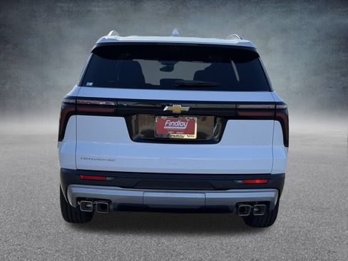 New 2026 Chevrolet Traverse LT w/ Driver Confidence Package image 4