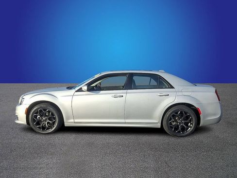 Used 2023 Chrysler 300 Touring L w/ Popular Equipment Group AWD/4WD image 7