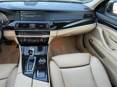 Used 2011 BMW 535i xDrive Sedan image 34