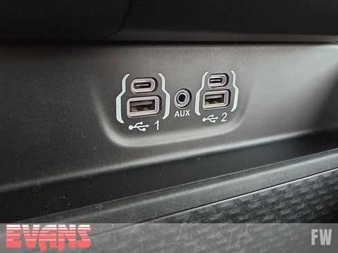 Used 2023 RAM 1500 Limited image 12