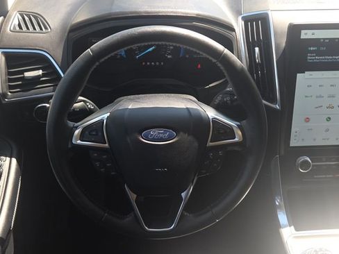 Certified 2024 Ford Edge Titanium image 13