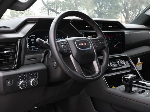 Used 2024 GMC Sierra 1500 AT4 w/ AT4 Premium Package image 17