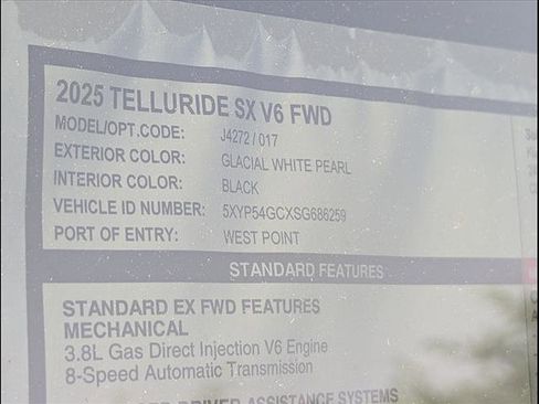 New 2025 Kia Telluride SX w/ SX Captain's Chair Package image 15