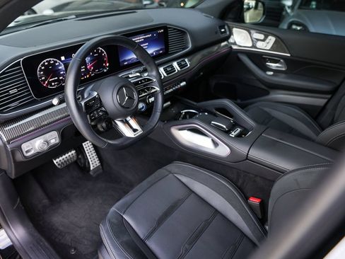 Used 2025 Mercedes-Benz GLE 53 AMG 4MATIC Coupe image 4
