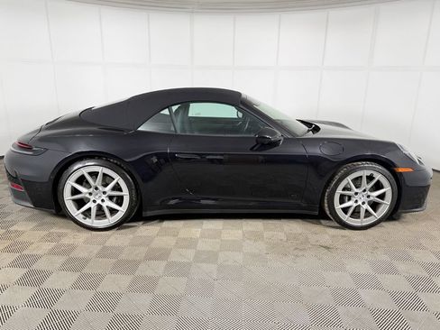 Used 2025 Porsche 911 Carrera RWD image 19