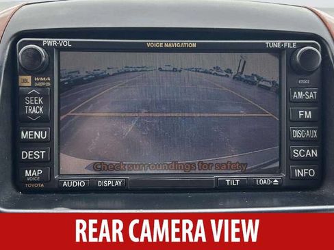 Used 2010 Toyota Sienna XLE Limited AWD/4WD image 10