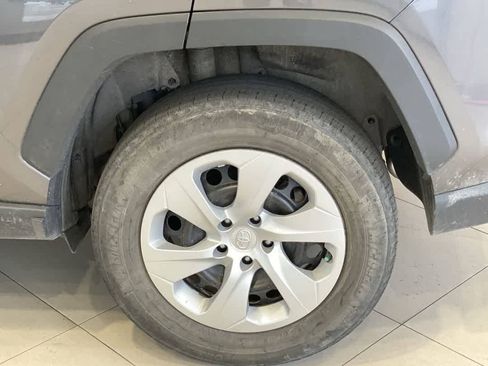 Used 2024 Toyota RAV4 LE AWD/4WD image 13