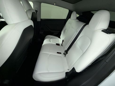 Used 2023 Tesla Model Y Long Range image 25