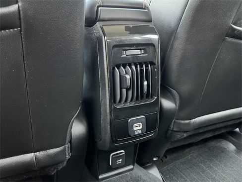 Used 2022 Jeep Compass Limited image 29