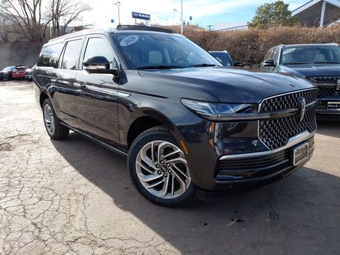 New 2026 Lincoln Navigator L Reserve image 23
