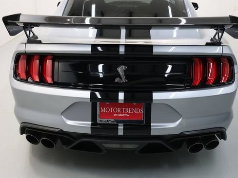 Used 2020 Ford Mustang Shelby GT500 w/ Carbon Fiber Track Pack RWD image 71