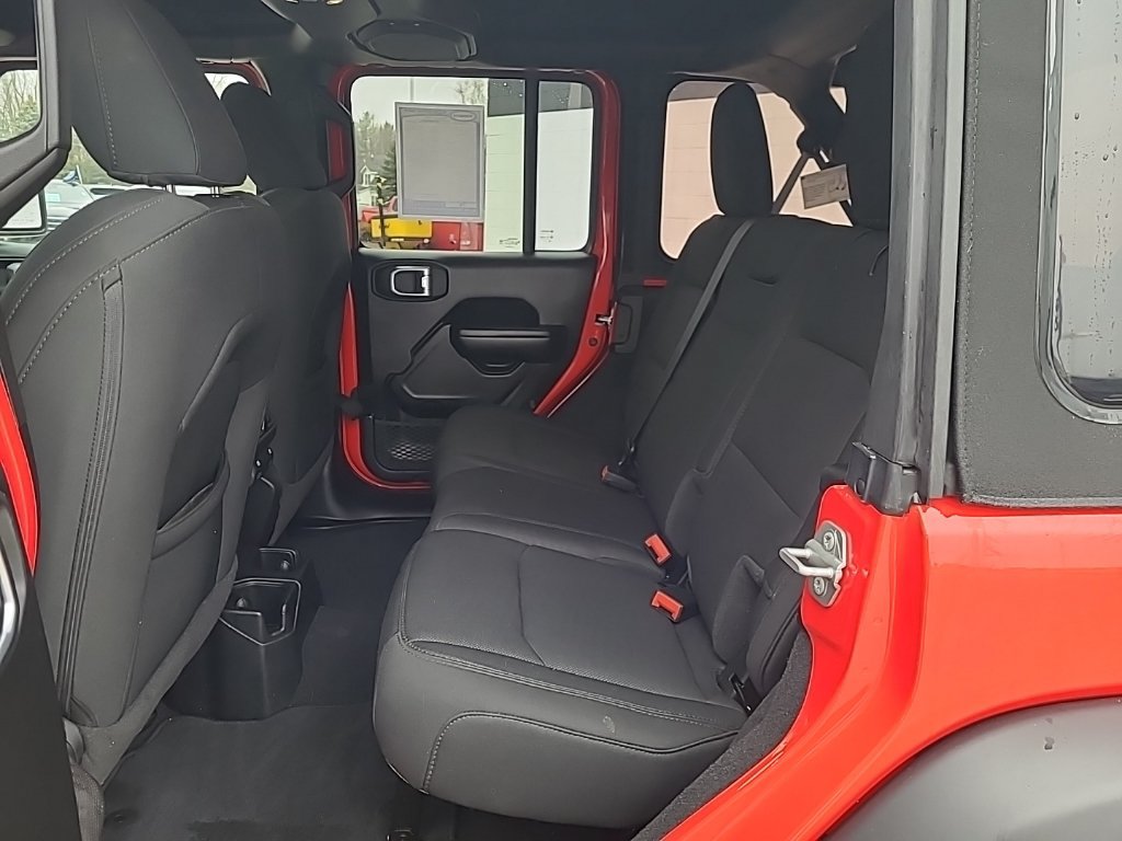Used 2021 Jeep Wrangler Unlimited Sport AWD/4WD image 16