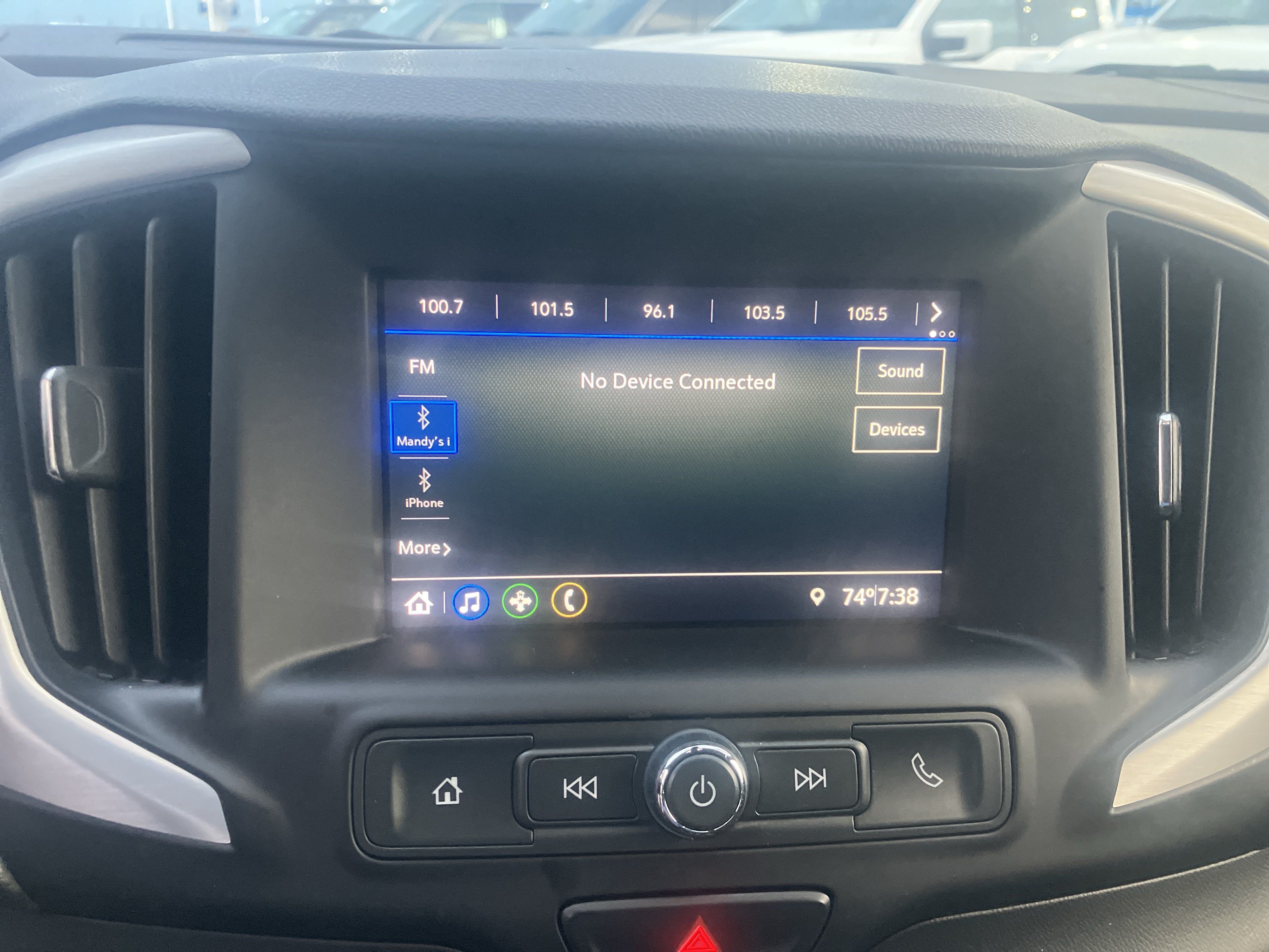 Used 2020 GMC Terrain SLE FWD image 23