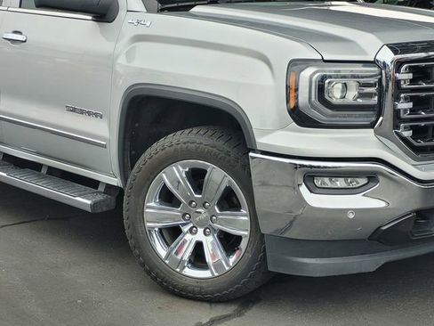 Used 2017 GMC Sierra 1500 SLT image 3
