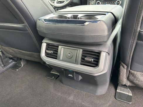 Used 2025 Ford F150 Lariat w/ Tow/Haul Package AWD/4WD image 33