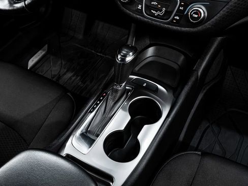 Used 2020 Chevrolet Malibu RS image 25