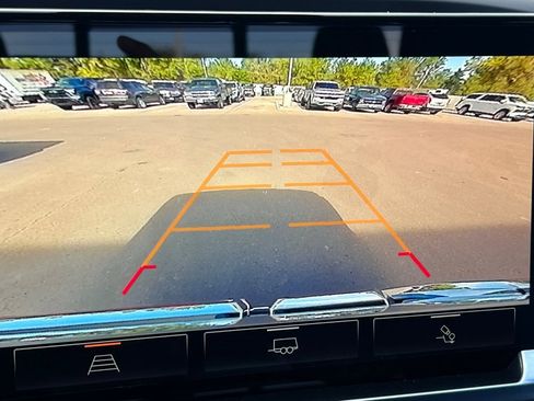 New 2026 GMC Sierra 1500 SLE image 16