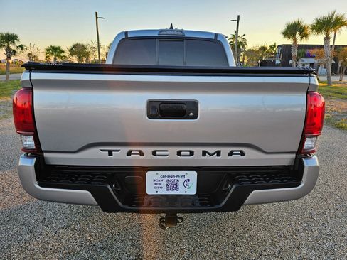 Used 2021 Toyota Tacoma SR5 image 8