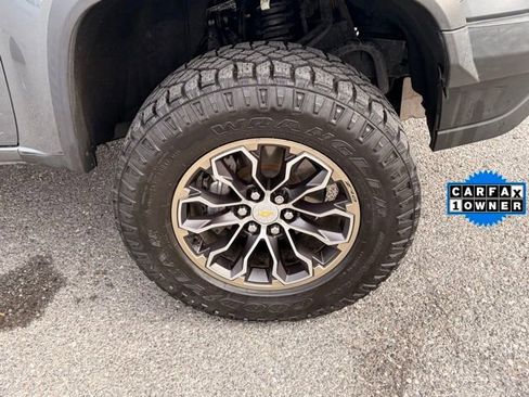 Used 2020 Chevrolet Colorado ZR2 image 11