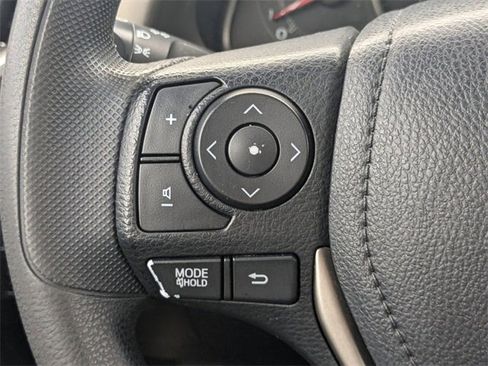 Used 2013 Toyota RAV4 LE image 24