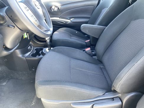 Used 2018 Nissan Versa SV FWD image 16