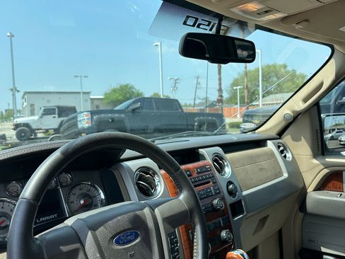 Used 2010 Ford F150 Lariat image 3