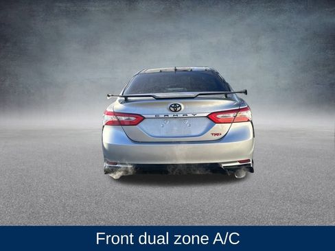 Used 2020 Toyota Camry XSE image 3