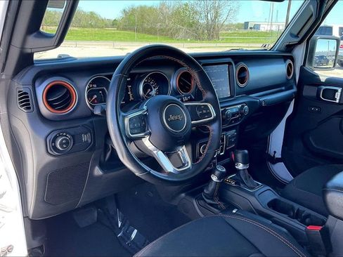 Used 2023 Jeep Gladiator Mojave image 14