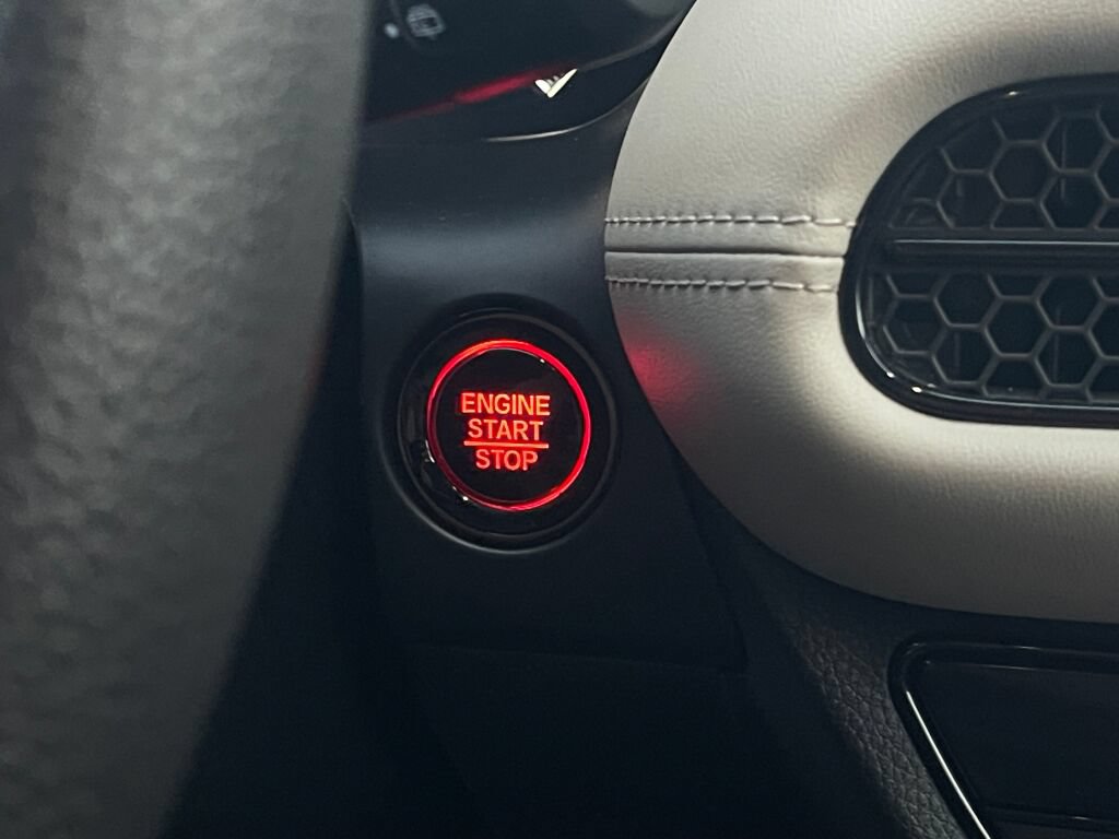 Used 2024 Honda HR-V LX image 14