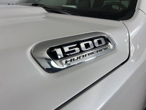 New 2026 RAM 1500 Laramie AWD/4WD image 4