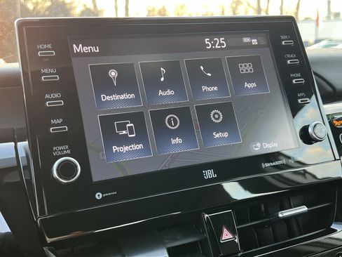 Used 2024 Toyota Camry XSE w/ Navigation Package image 16