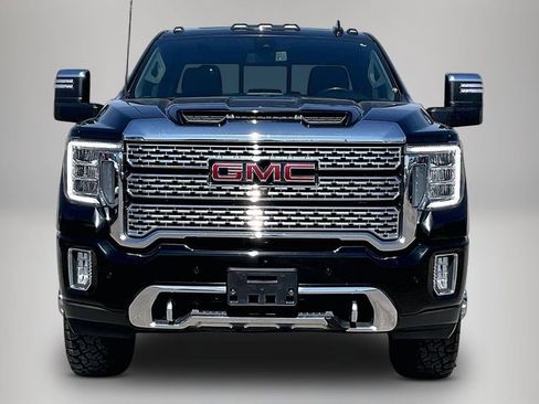 Used 2022 GMC Sierra 3500 Denali image 3